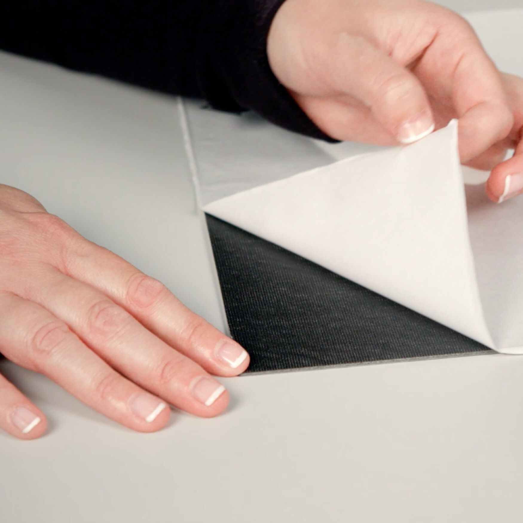 Set of 20 Peel-and-Stick Floor Tiles, , alternate image number 4