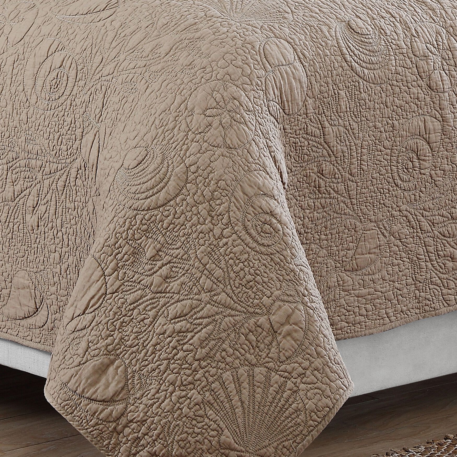 Estate Collection Seaside Quilt Set, , on-hover image number 1