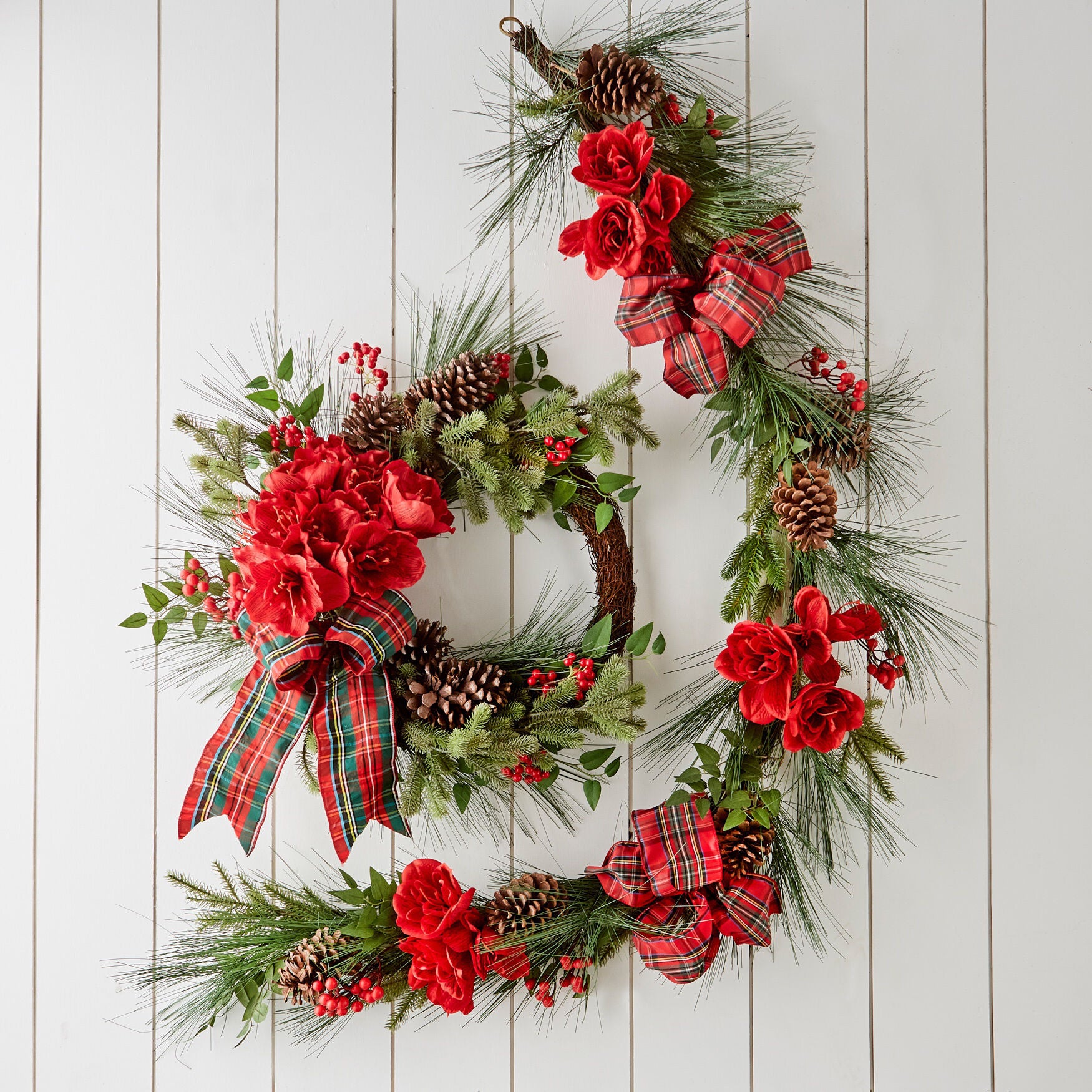 26 inches Bellmead Wreath, MULTI, hi-res image number 0