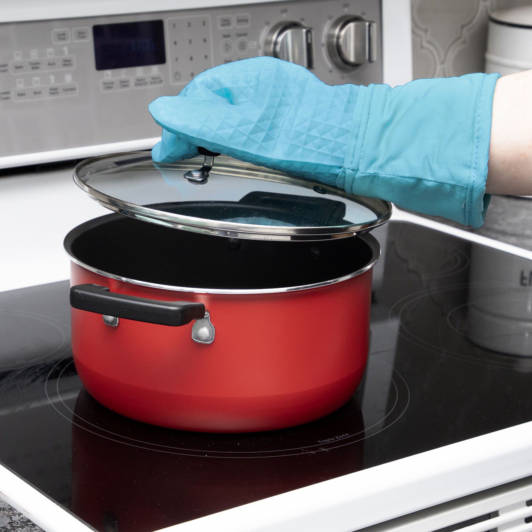 Waffle Silicone Oven Mitts, Set Of 2 Oven Mitt Swimsuits For All