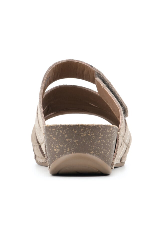 White Mountain Fame Slide Sandal, , on-hover image number null