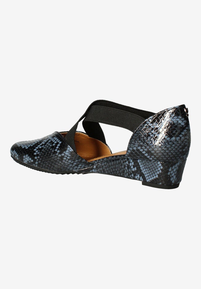 Zeshan Wedge, , on-hover image number null