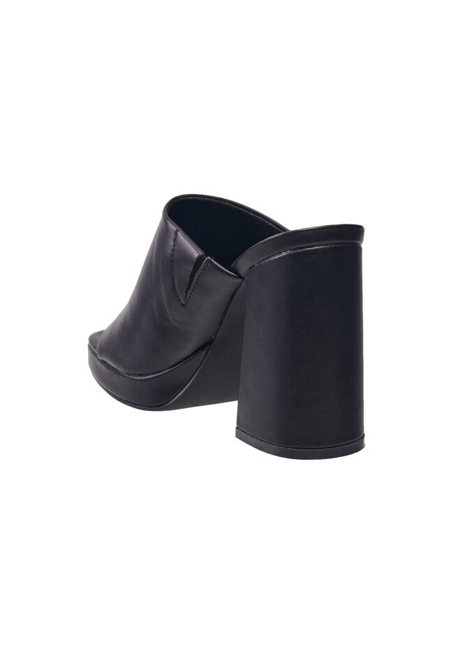Pilar Pump, , on-hover image number null