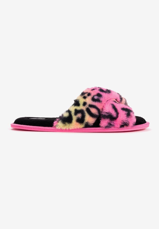 Lara Slipper, , alternate image number null