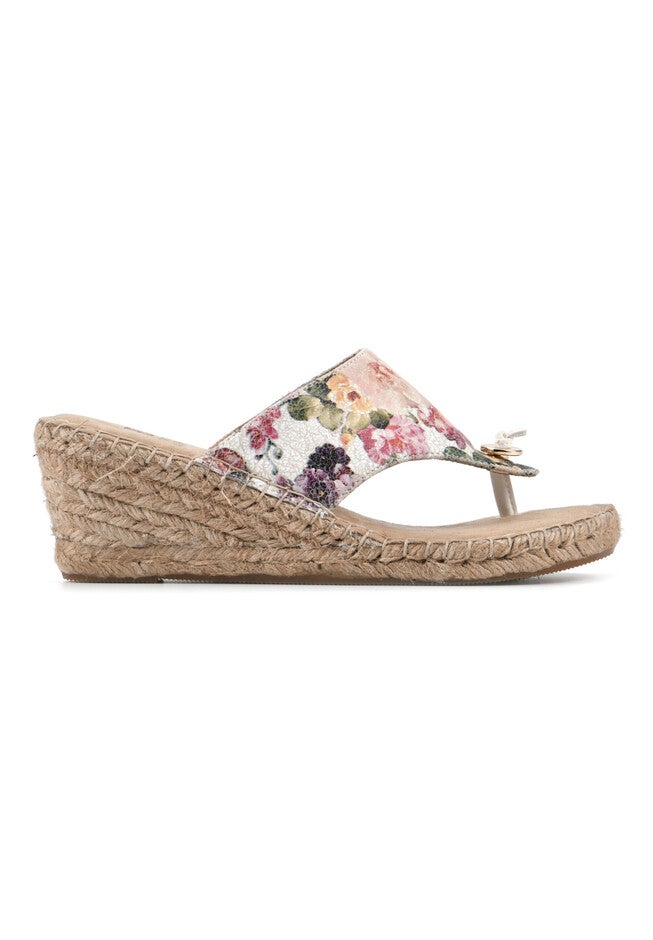 White Mountain Beachball Wedge Espadrille, , alternate image number 4