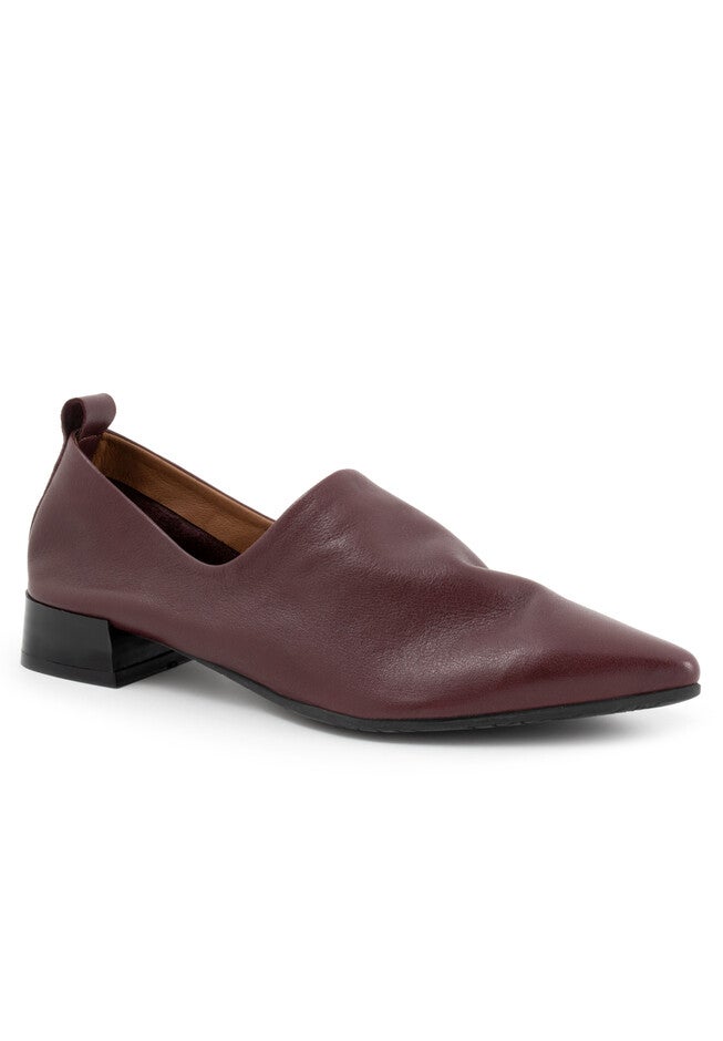 Marley Dressy Flat, MERLOT, hi-res image number null
