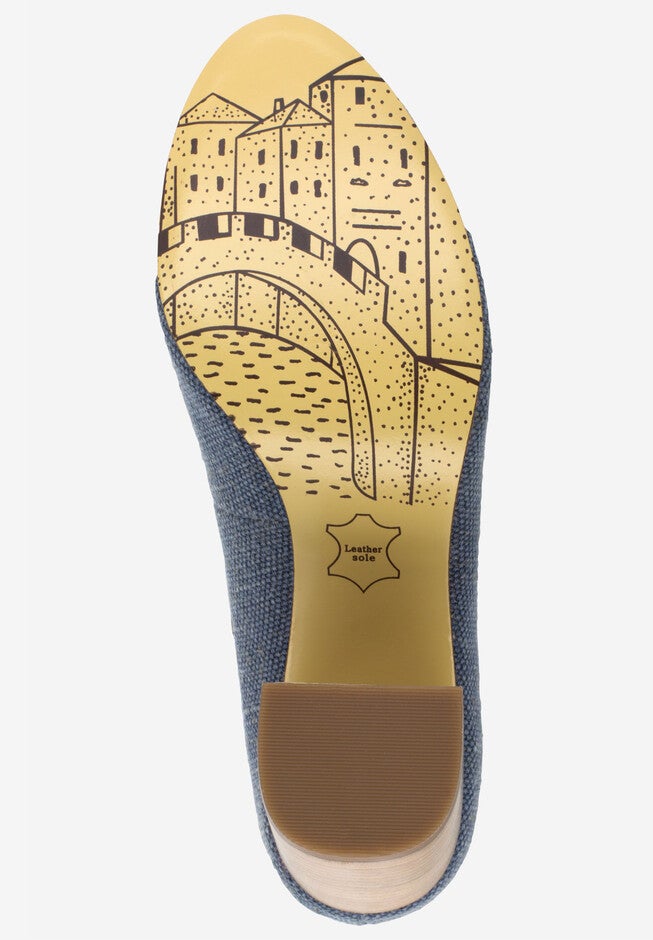 Nara II Pump by Bella Vita®, , alternate image number null