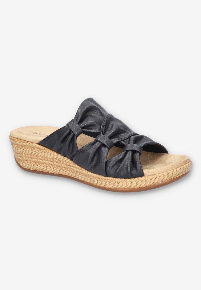 Bertina Sandal, NAVY, hi-res image number null