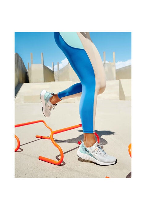 Pinnacle Xt Sneakers, , alternate image number null