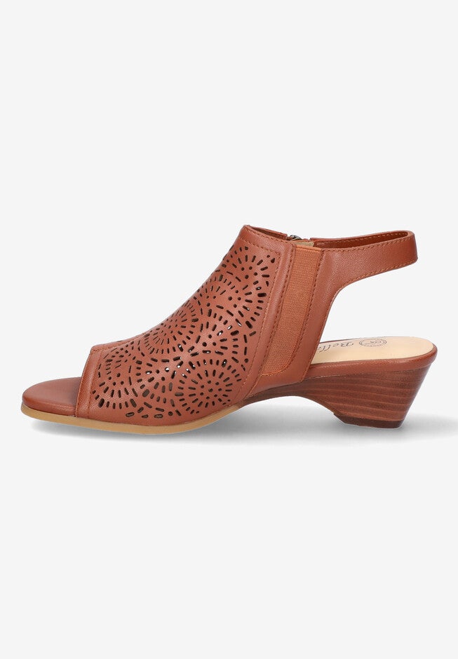 Amiyah Sandal, , alternate image number 4