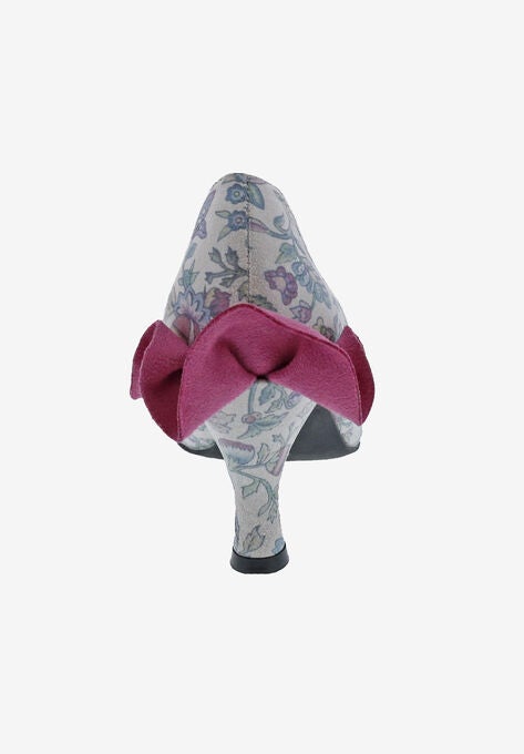 Clarise Pump, , on-hover image number null