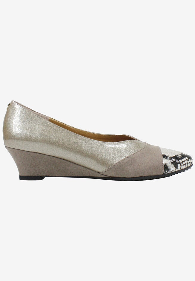 Bridgeton Pump, , alternate image number 3