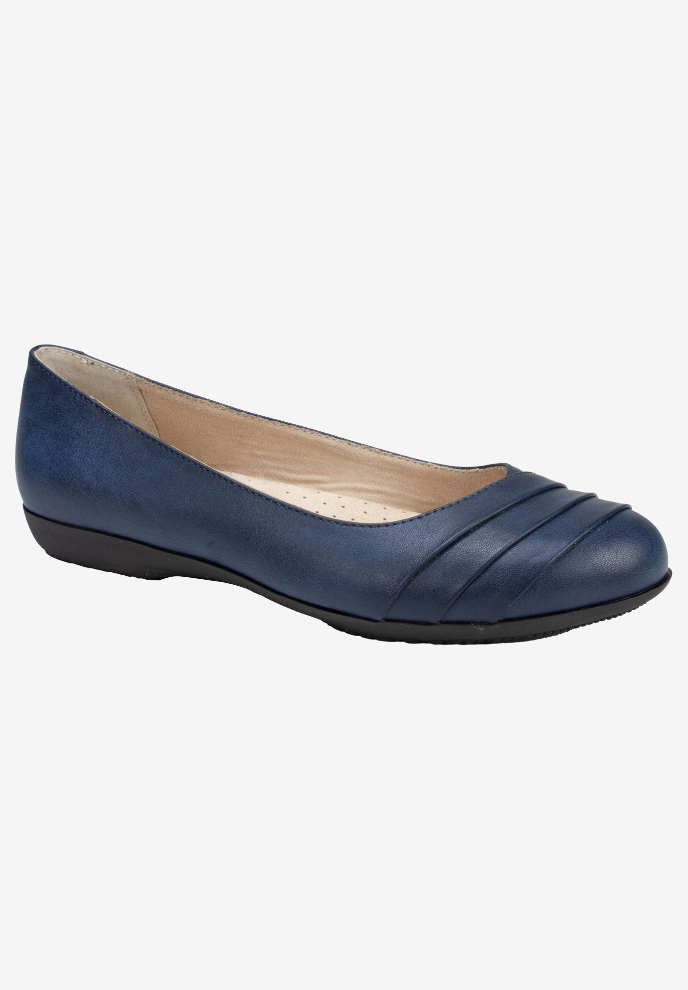 Wide Width Women's Clara Flat by Cliffs in Navy Burnished Smooth (Size 8 1/2 W)