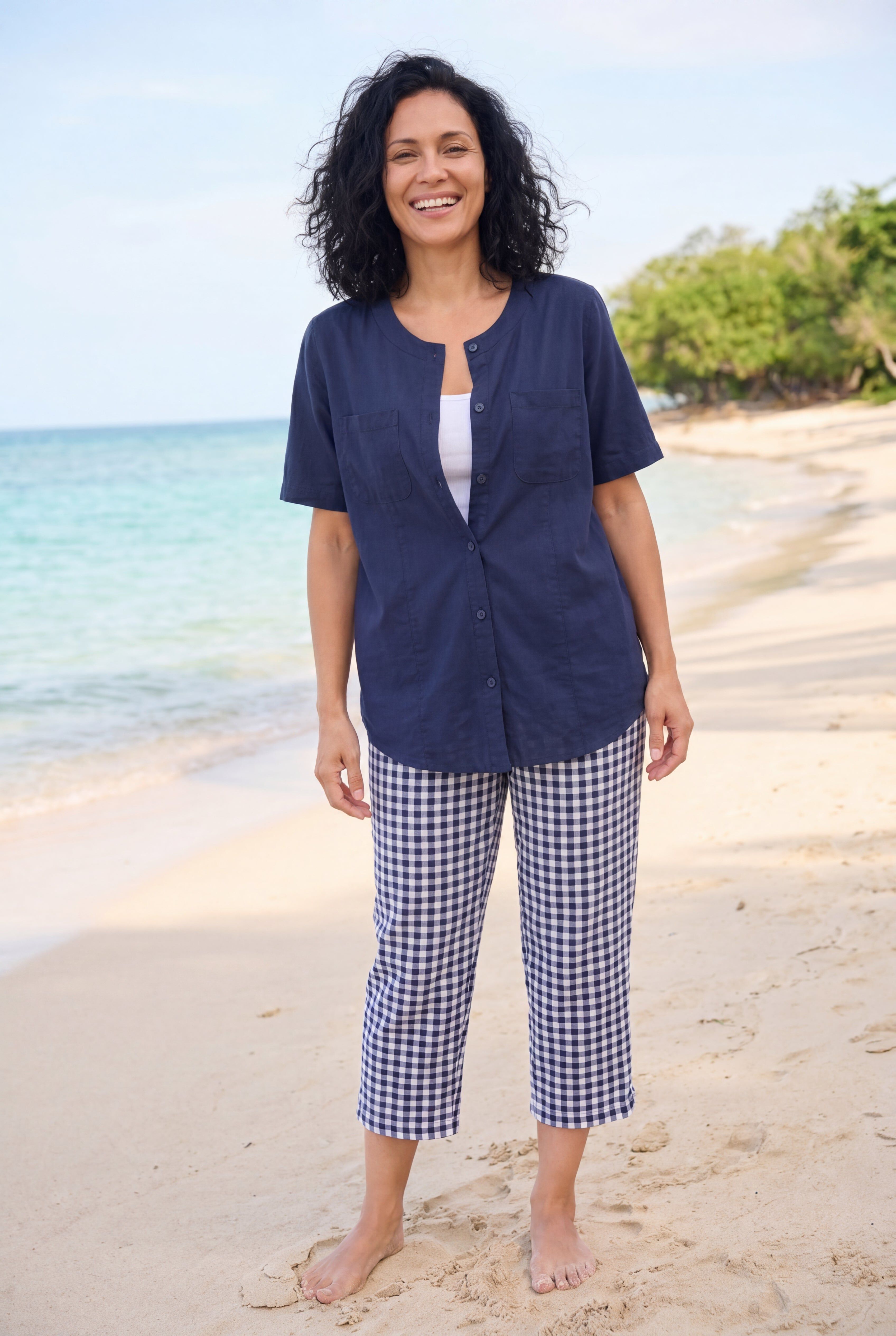 Seersucker Pull-On Elastic-Waist Capri Pants
