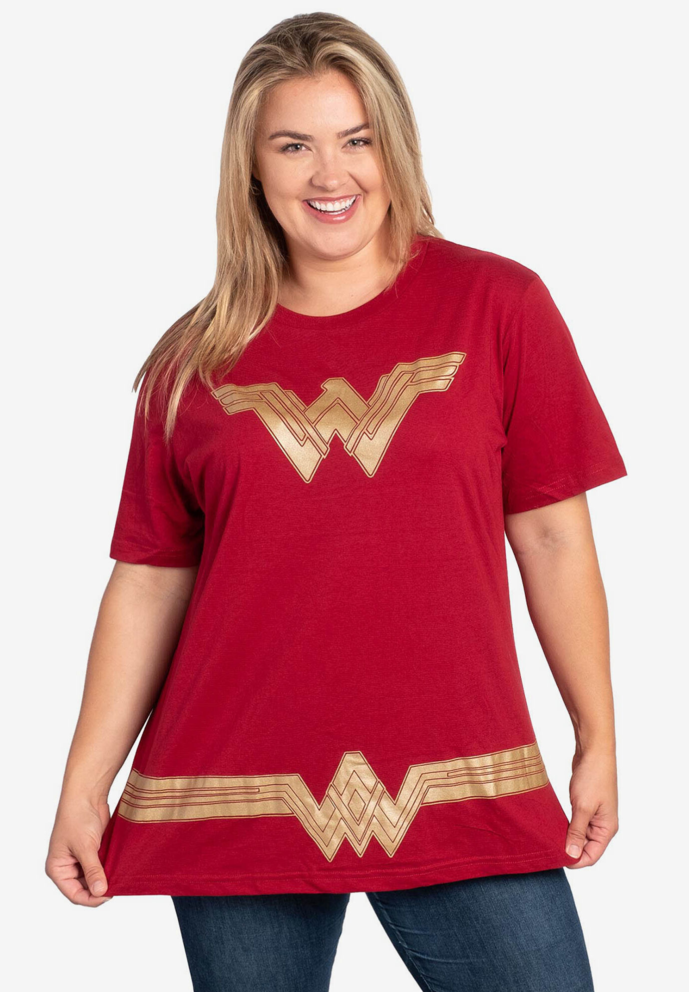 Plus Size Women's DC Comics Wonder Woman Logo & Belt T-Shirt by DC Comics in Red (Size 2X (18-20))