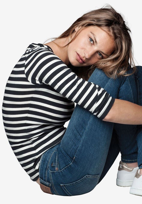 Three-Quarter Sleeve Scoop Neck Tee, , alternate image number null