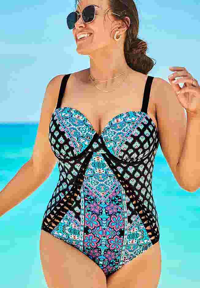 Macrame Underwire One Piece Swimsuit image number 4