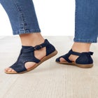 The Kaia Shootie image number null