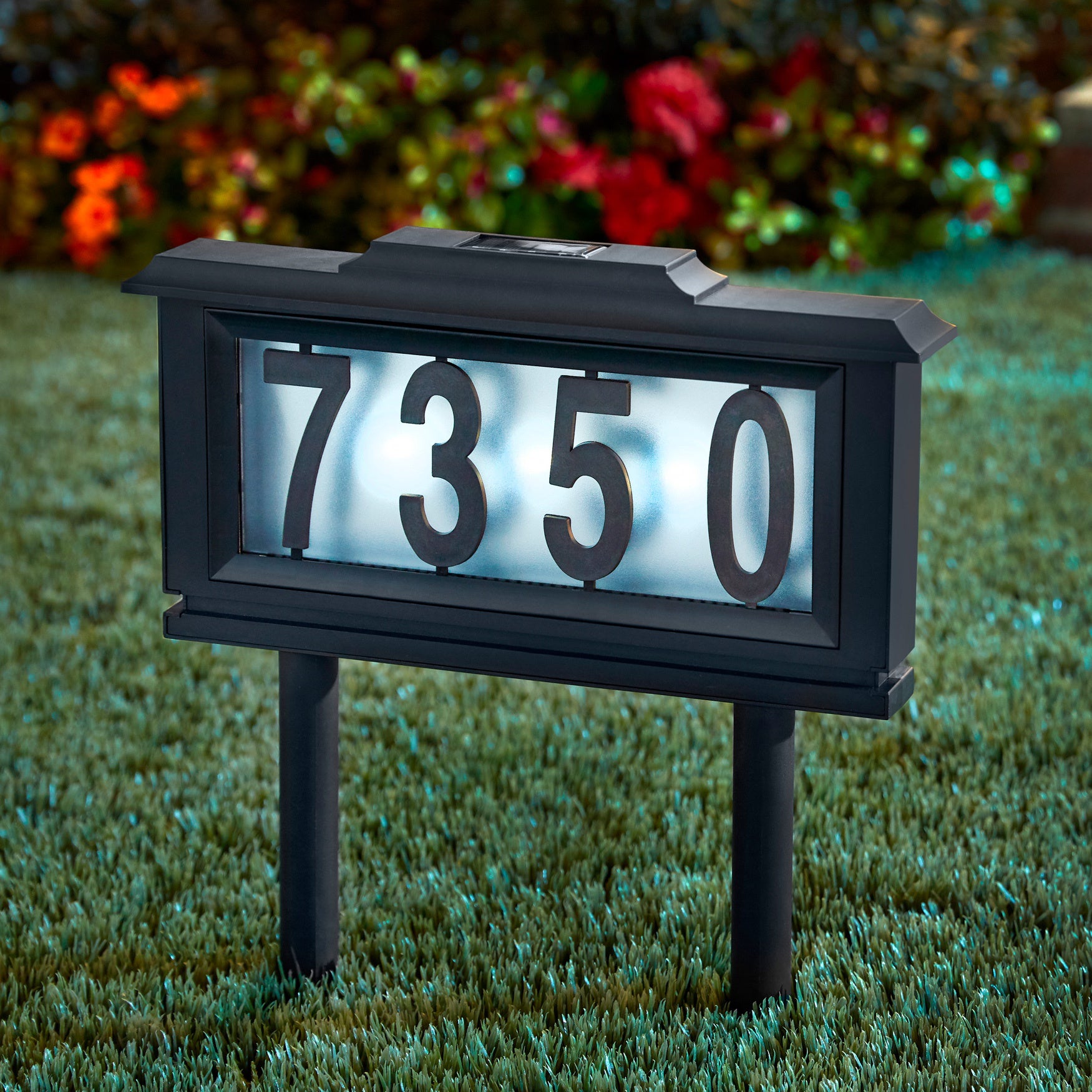 Solar Light House Number Plaque image number 0