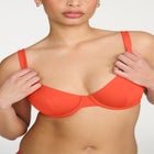 The Scoop - Swim image number null