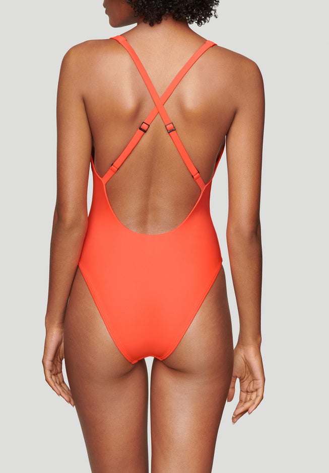 The Plunge One Piece - Swim image number 4