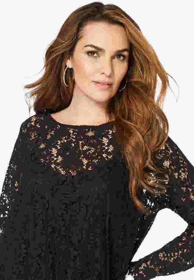 Plus-Size Asymmetrical Lace Pant Set –Long Sleeve Lace Scalloped Tunic & Elastic Waist Pants image number 3