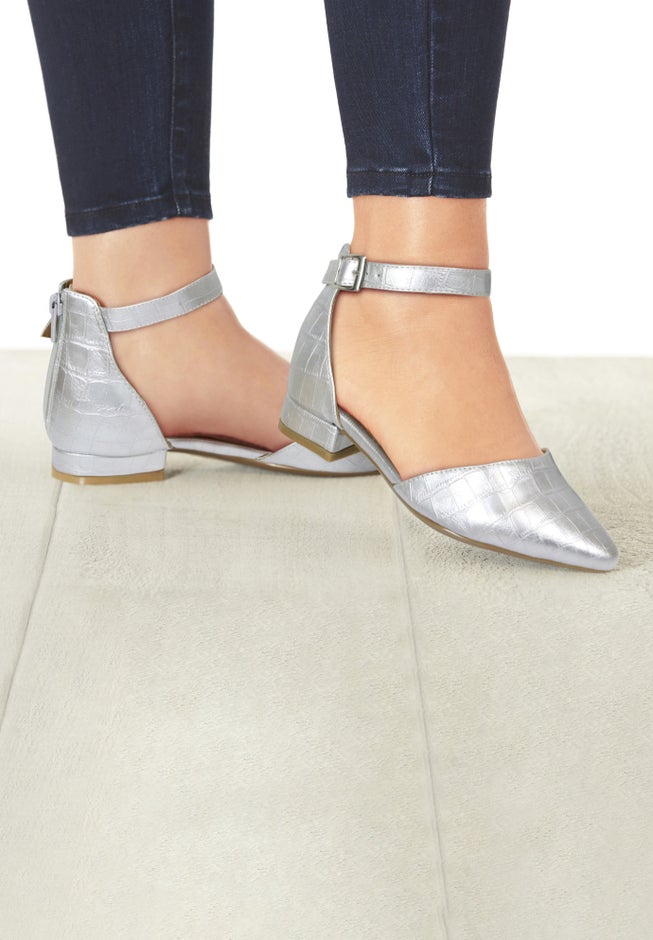 The Loucia Pump image number 6