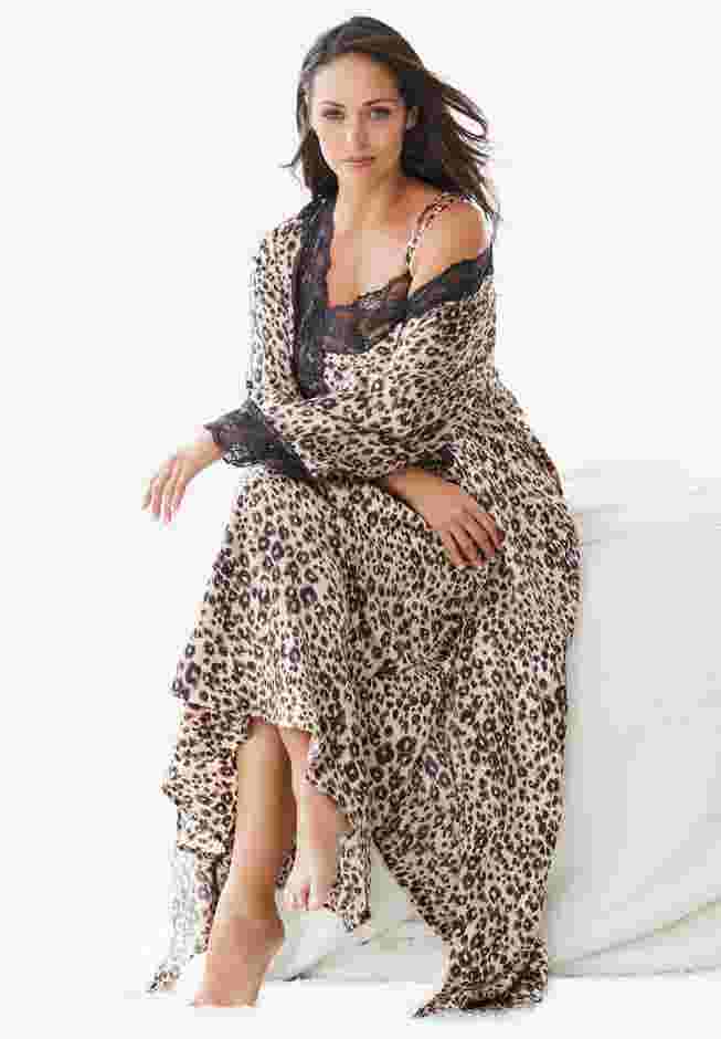The Luxe Satin Long Peignoir Set image number 9