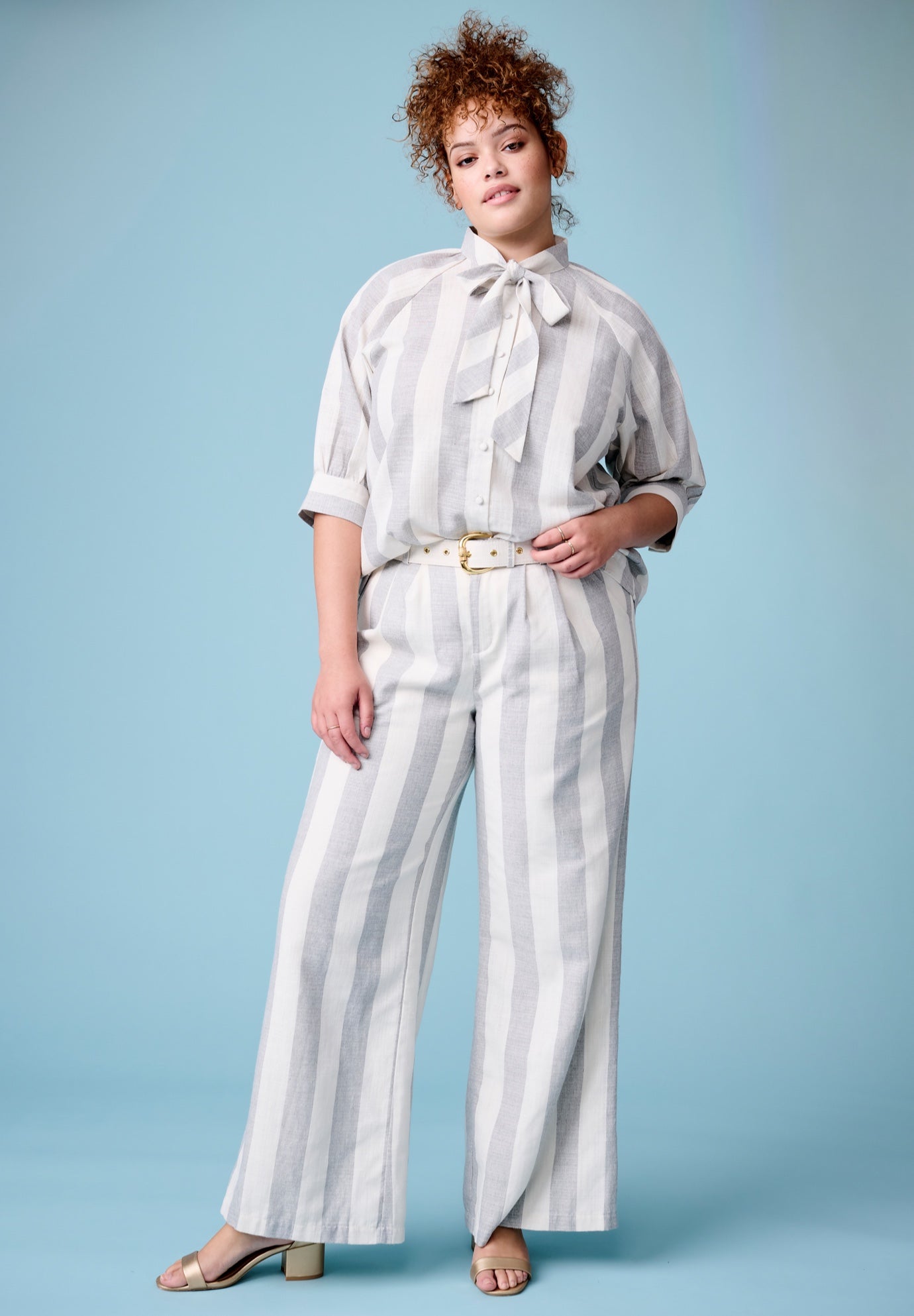 Curvie Fit High-Waisted Wide-Leg Linen Pant image number 0