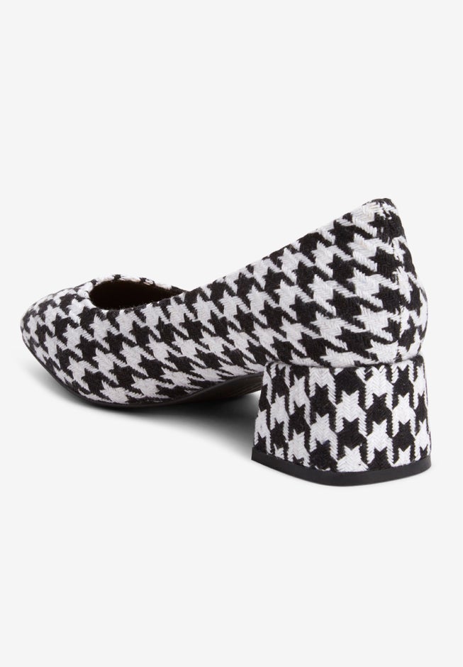 The Marisol Pump image number 1