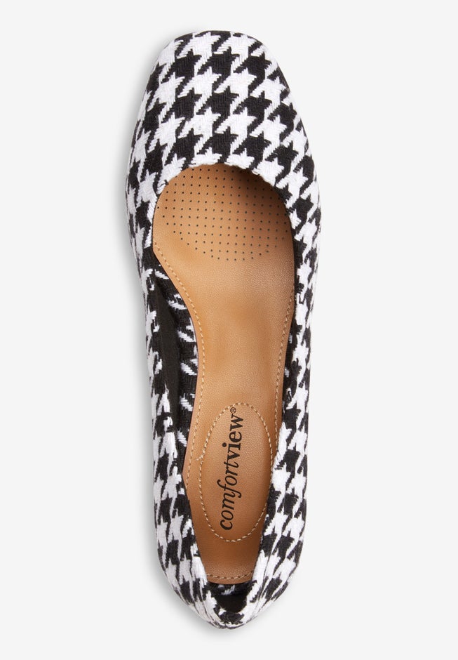 The Marisol Pump image number 4