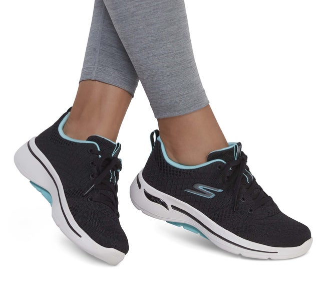 The Arch Fit Lace Up Sneaker image number 7
