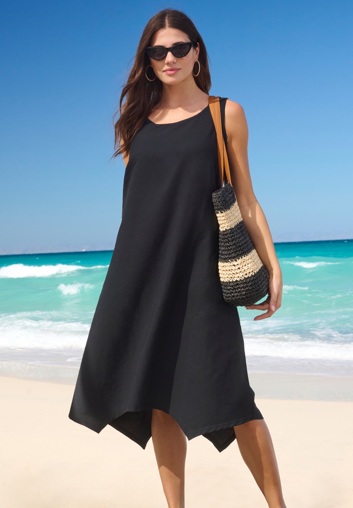 brrr&deg; Cooling Sharktail Cover Up image number 0