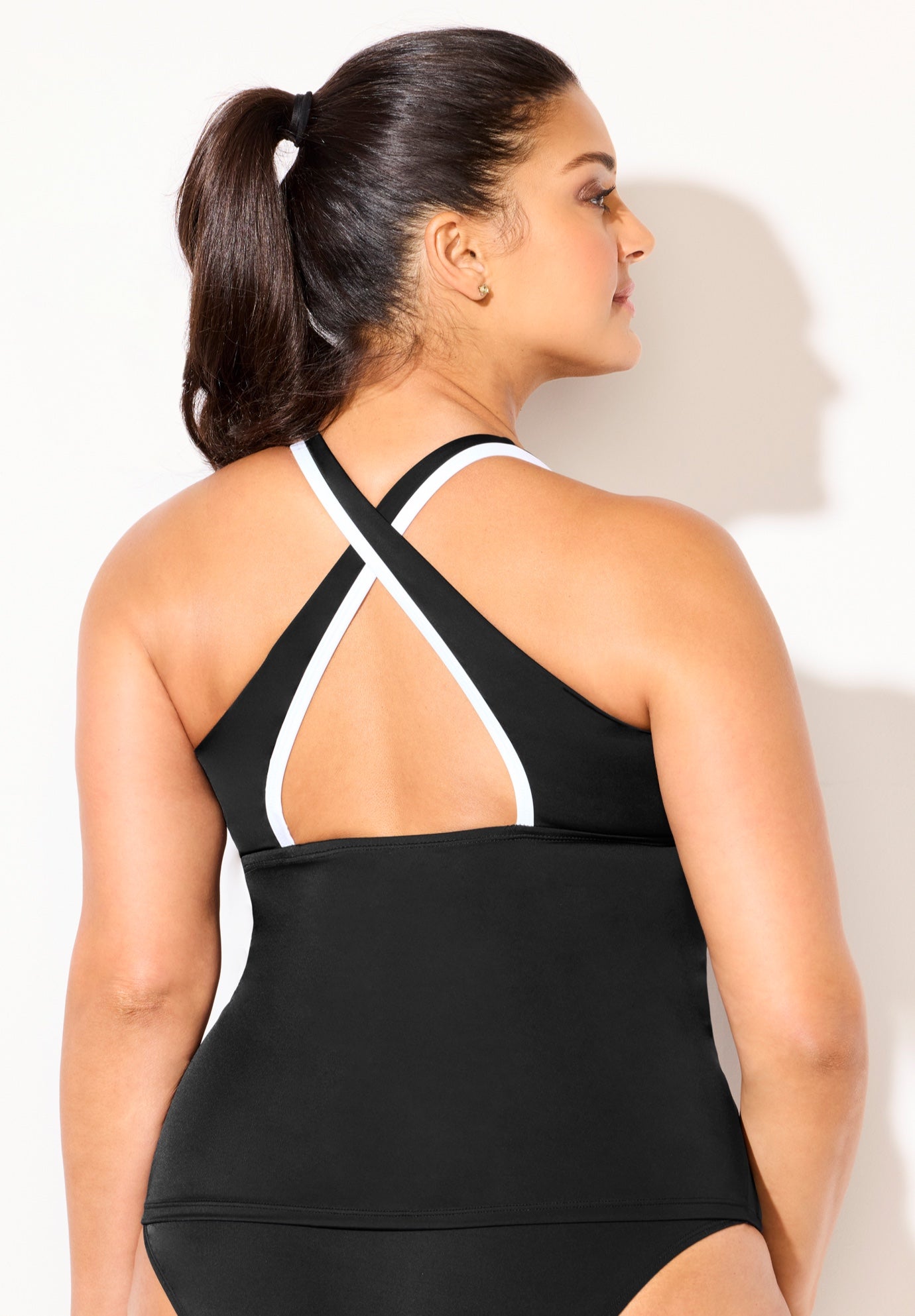 Chlorine Resistant Square Neck Contrast Trim Tankini Top image number 2