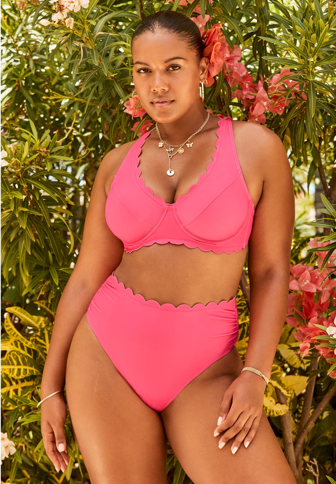  Scallop Trim Underwire Bikini Top image number 0