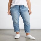Mid-Rise Stretch 5-Pocket Relaxed Fit Boyfriend Jeans image number 0