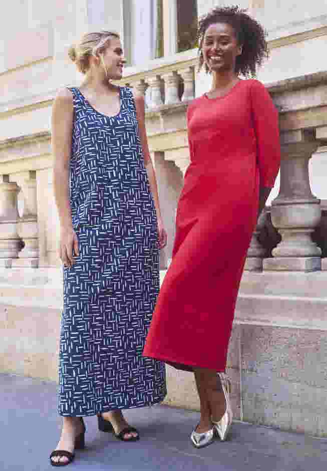 Three-Quarter Sleeve Knit Maxi Dress image number 3