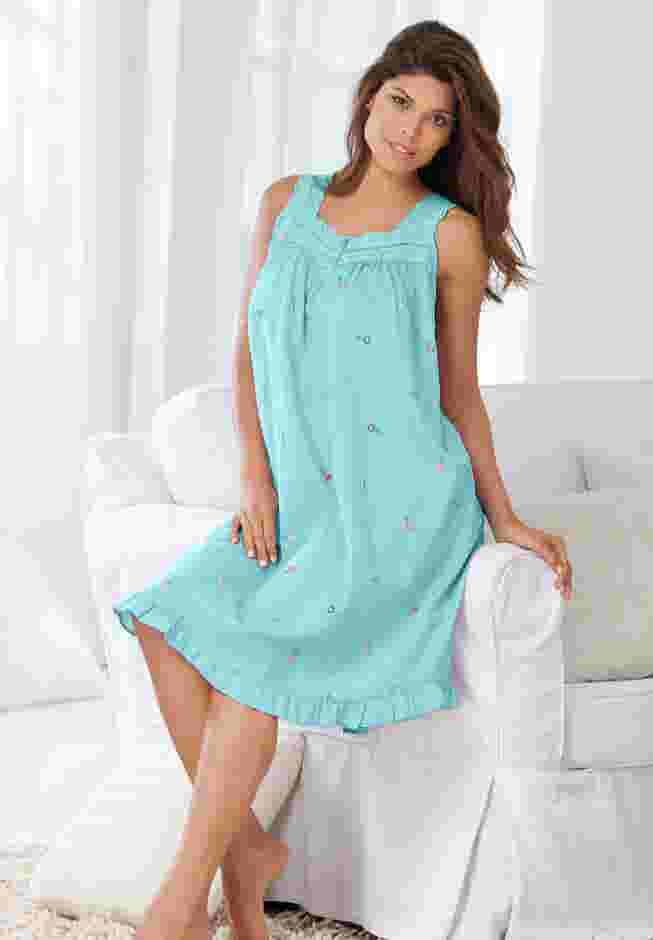Short Embroidered Nightgown  image number 1