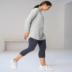 Knit Capri Leggings image number null