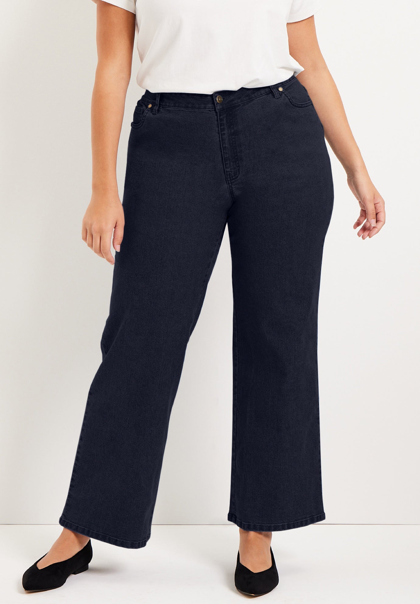 Curvie Fit Wide-Leg Jeans image number 3