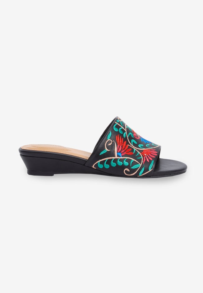 The Capri Slip On Mule image number 3