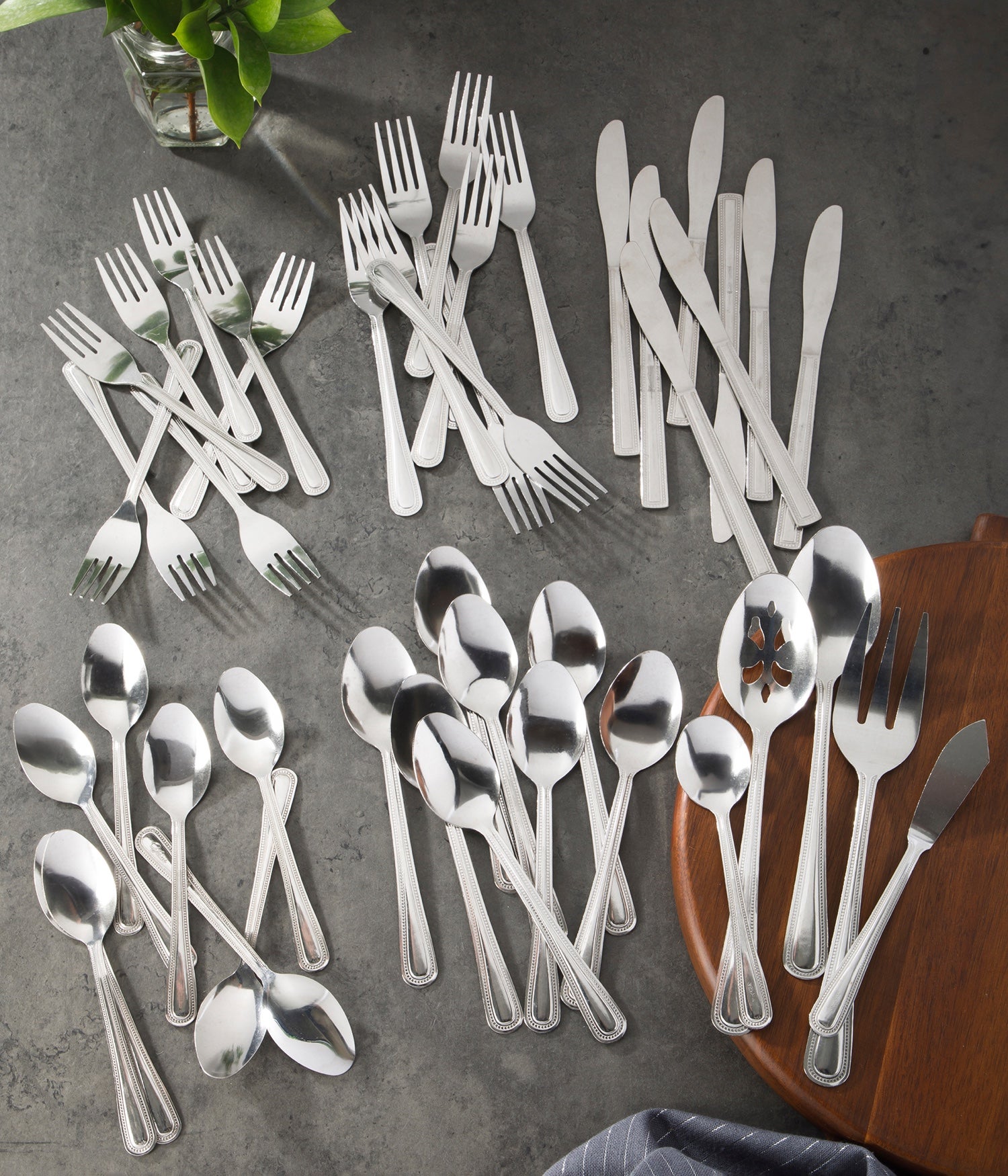 45-Piece Aston Flatware Set image number 0