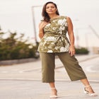 2-Piece Linen Capri Set image number null