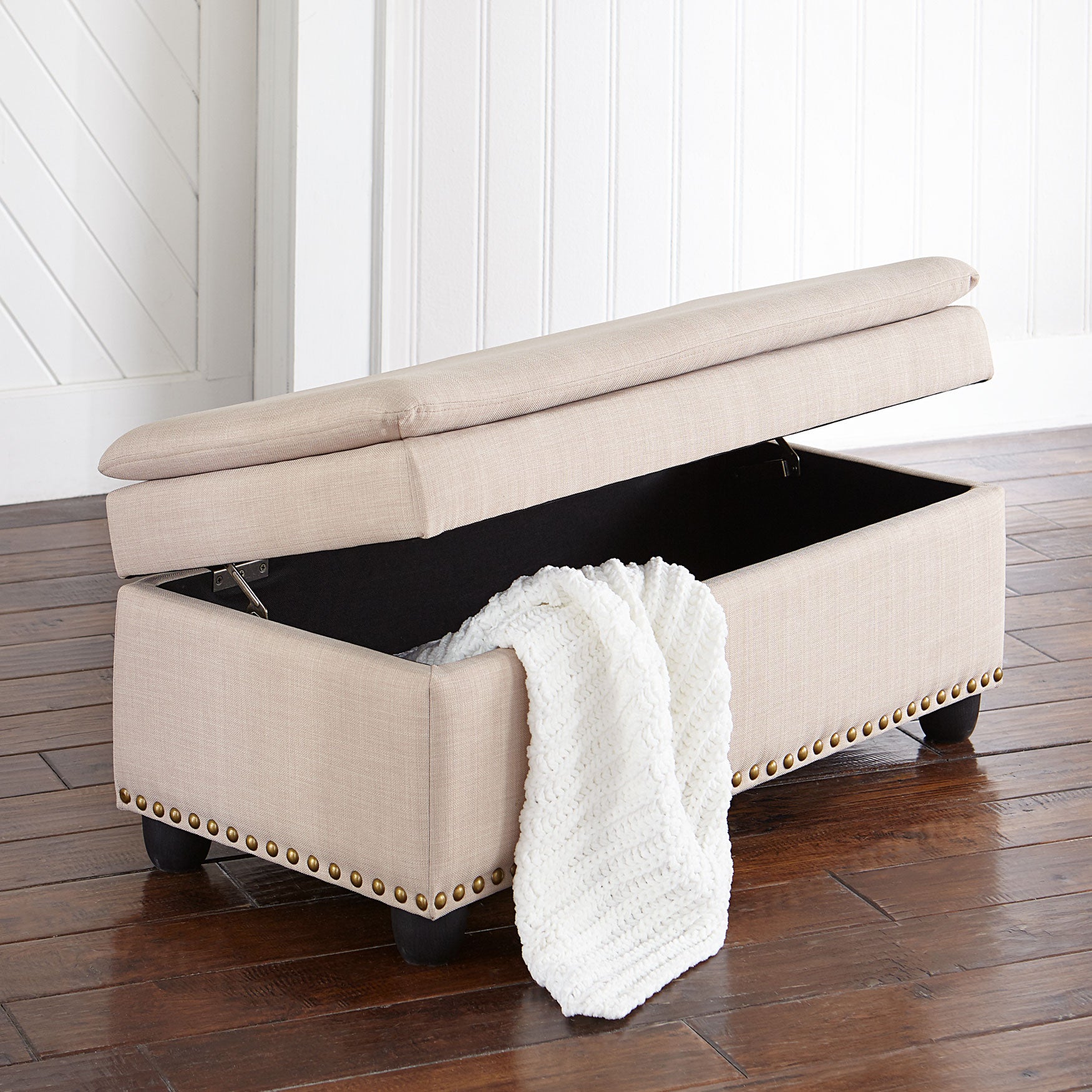400 lbs. Weight Capacity Extra Wide Studded Ottoman image number 5